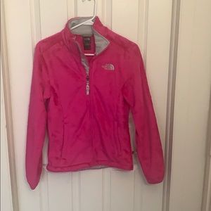 Women’s north face fuzzy jacket